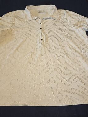 Chico's Zenergy Women's Sz 3 Polo Collared Golf Shirt White Silver Animal‎ Print